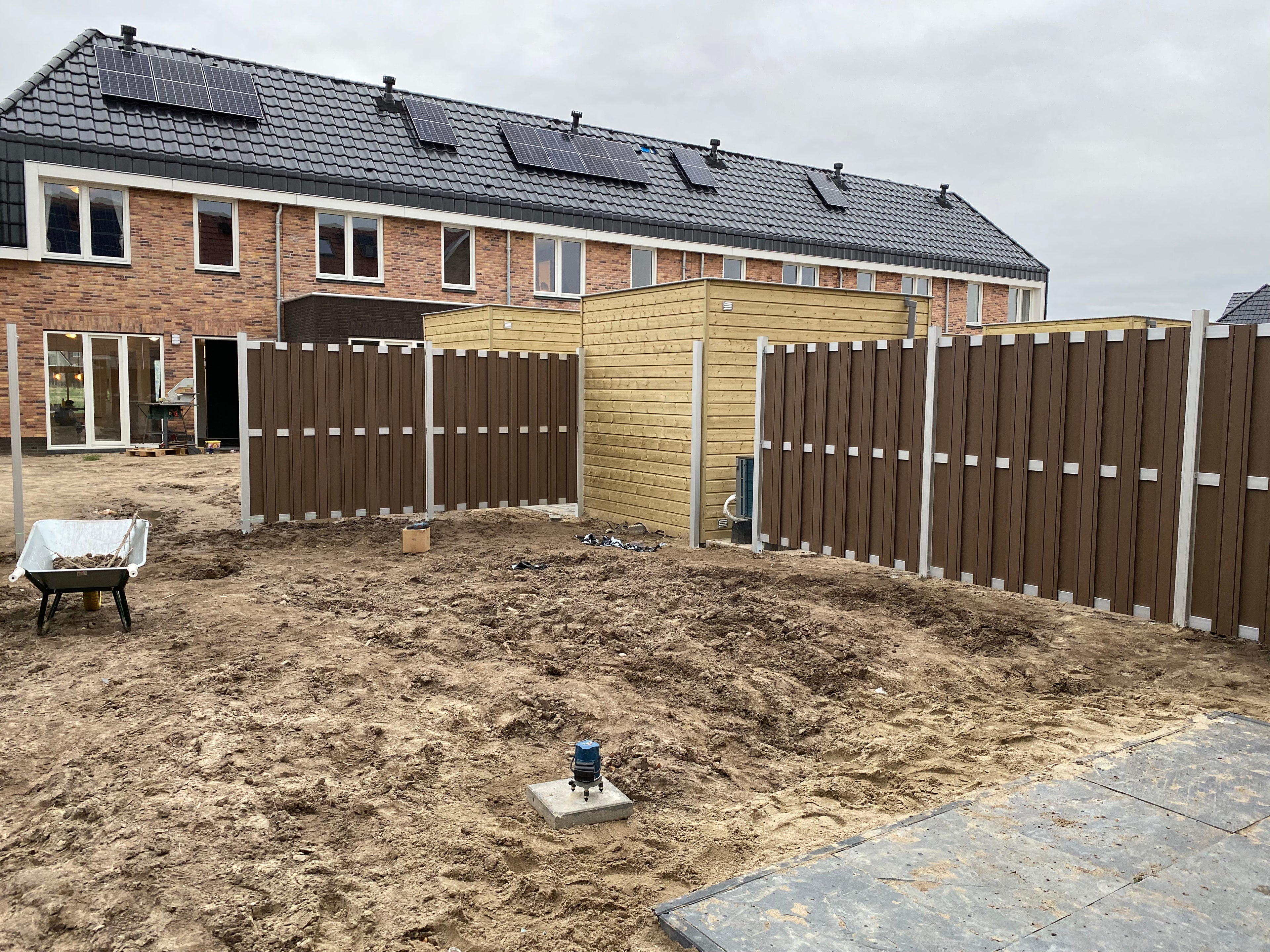 Composiet Schutting Bruin Top Line