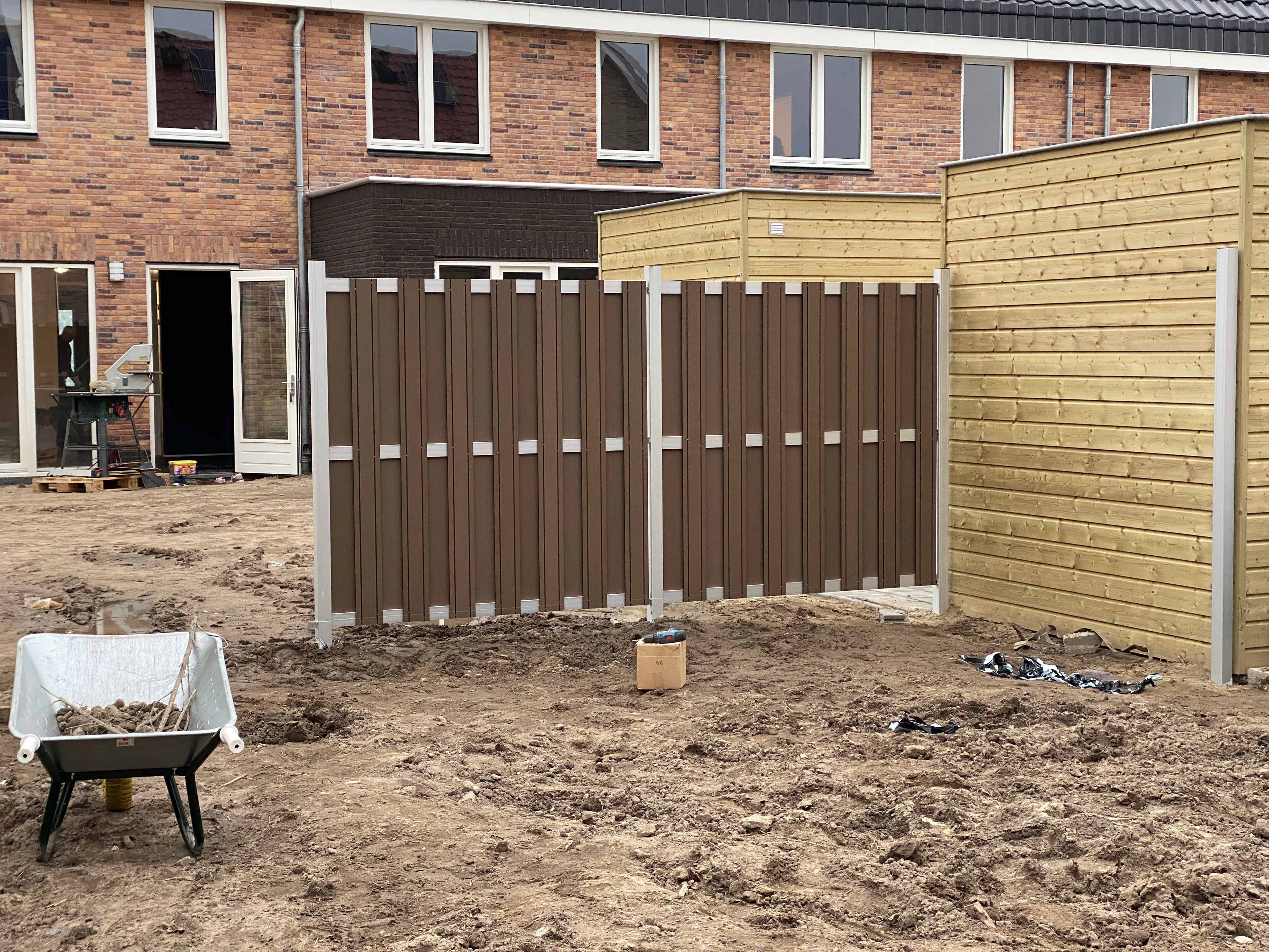 Composiet Schutting Bruin Top Line