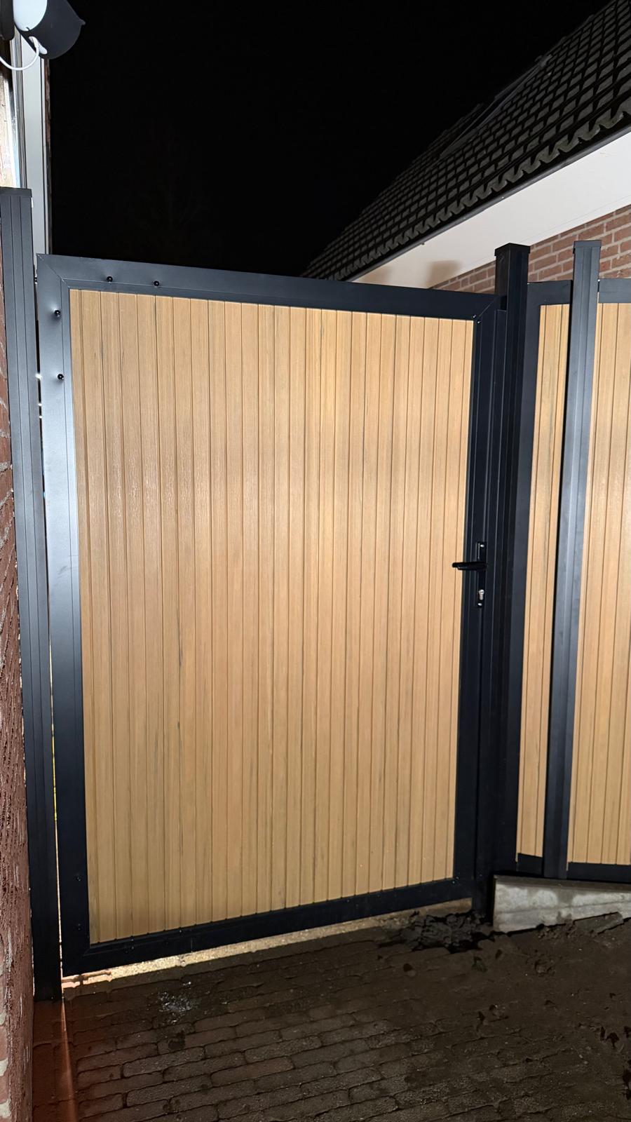 Exclusief Verticaal Composiet Schutting Rhombus Eiken